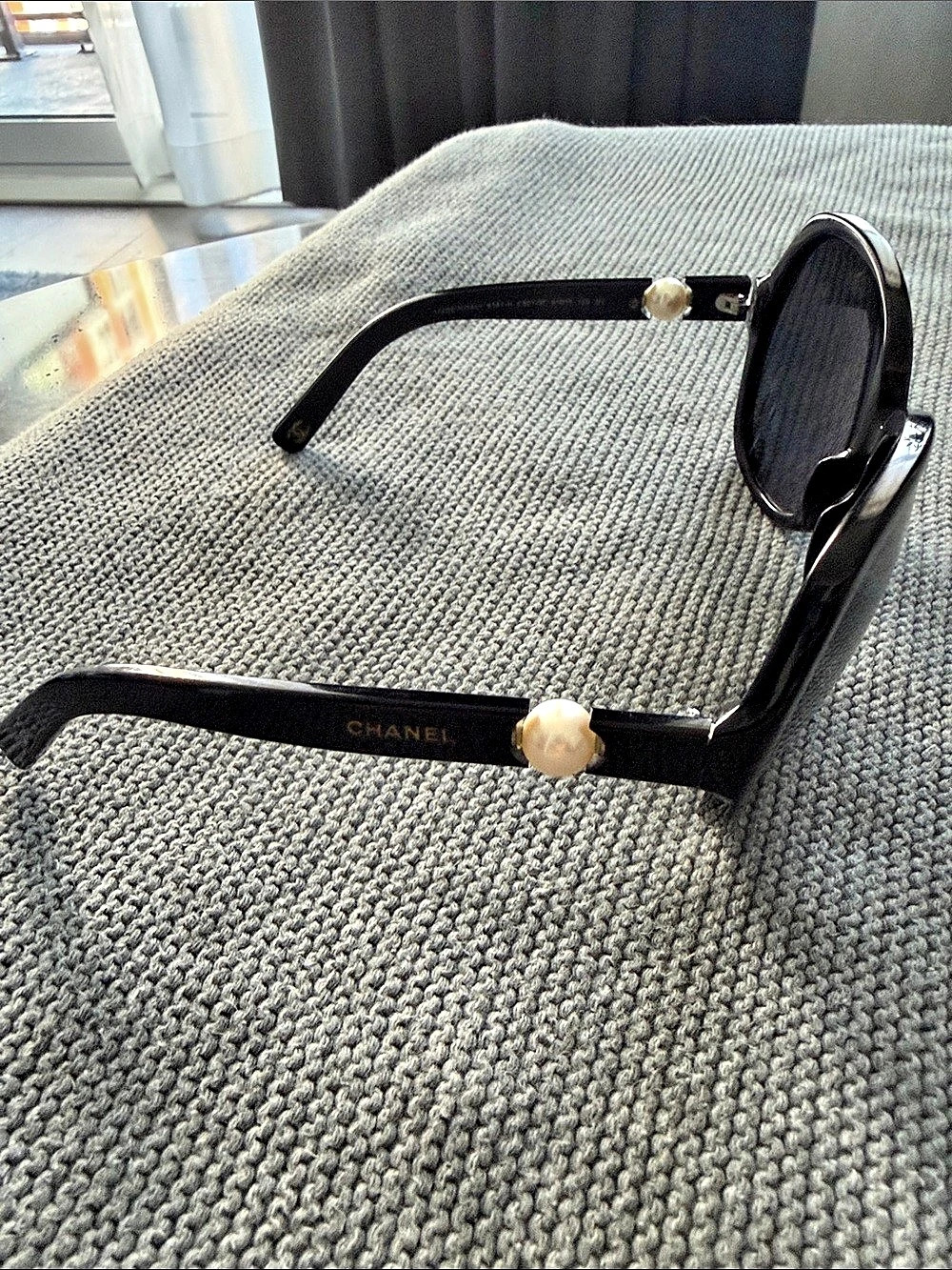 CHANEL Pearl Accent Round Sunglasses Black - Picture 4 of 9